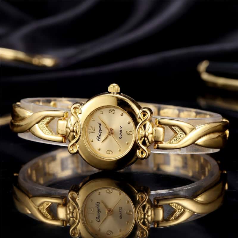 작고 정교한 여성용 팔찌 시계, 최고급 명품 골드 여성 - Luxury Watch Top 10 리뷰 및 가격