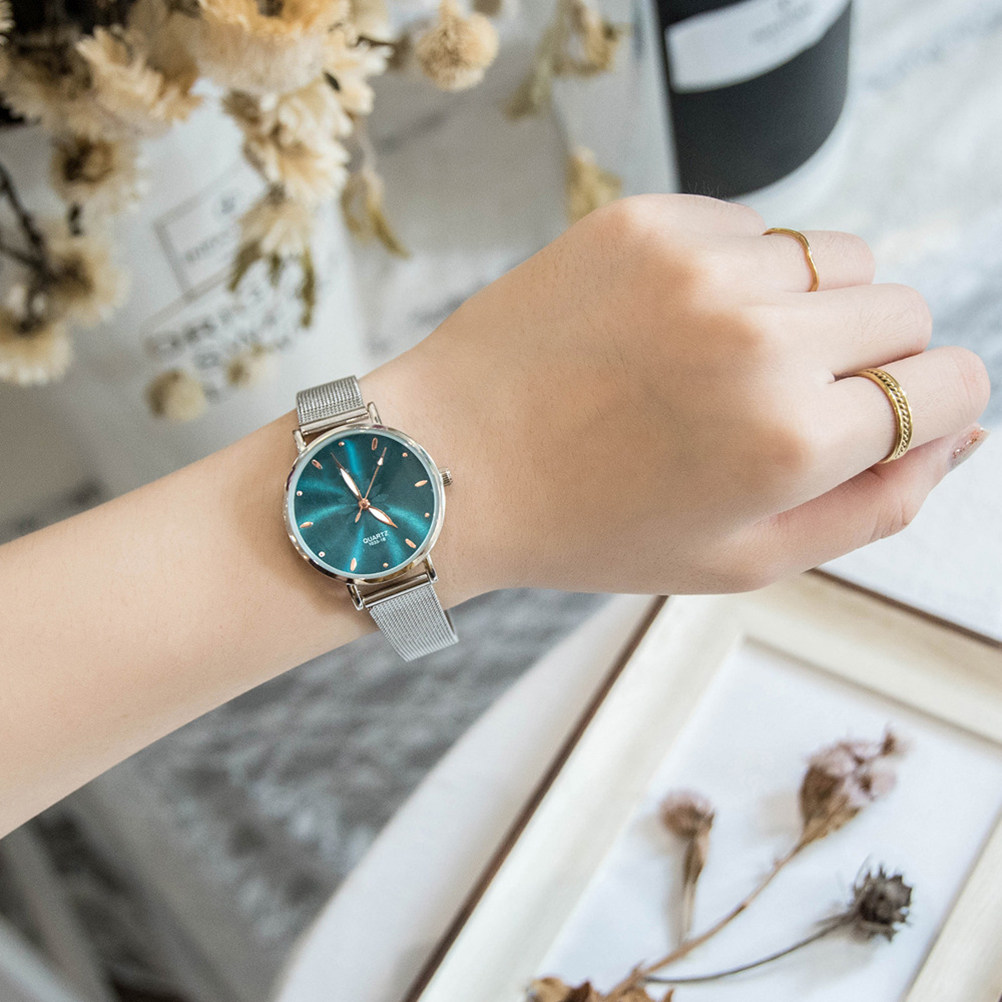 세련된 여성용 쿼츠 시계, 메쉬 소재의 합금 팔찌, 광 - Luxury Watch Gift For Her 리뷰 및 가격