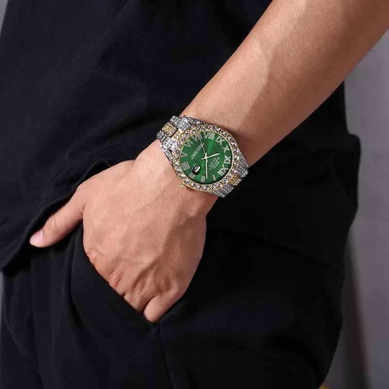인기 급상승 중인 골드 럭셔리 아이스드 아웃 쿼츠 시계 - Luxury Watch Iceberg 리뷰 및 가격