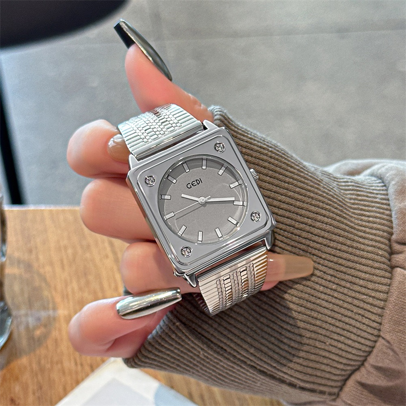 미니멀하고 우아하며 독특한 사각형 다이얼의 스틸 스트랩 - Luxury Watch Gift For Her 리뷰 및 가격